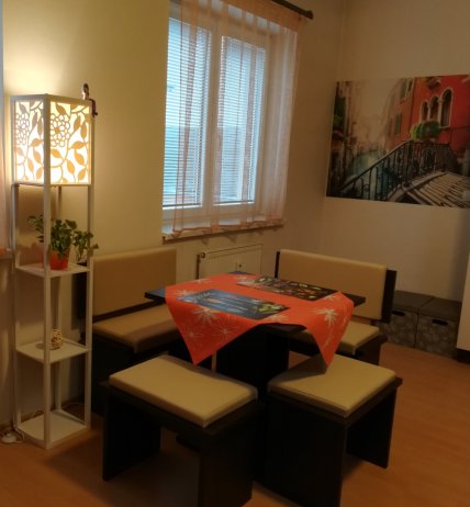 Jídelní sestava Bond malá