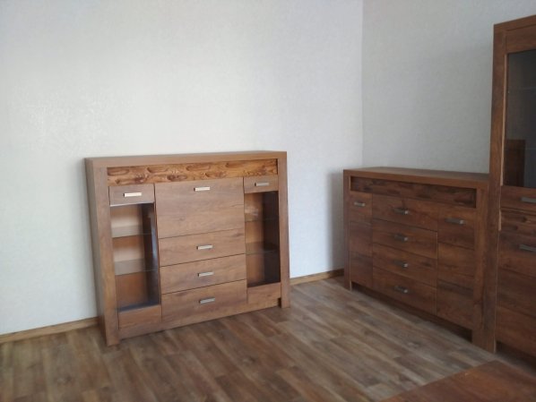Komoda Cristalera 4, jasan světlý