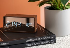 Designové LED hodiny - budík 5878DW Karlsson 15cm