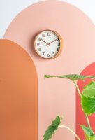 Designové nástěnné hodiny 5873WH Karlsson 22cm