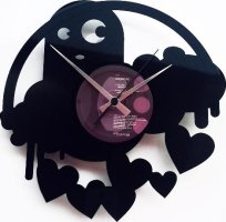 Designové nástěnné hodiny Discoclock 061 Strašidlo lásky 30cm