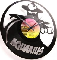 Designové nástěnné hodiny Discoclock Z11 Vodnář 30cm