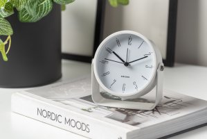 Designový budík 5989WH Karlsson 12cm