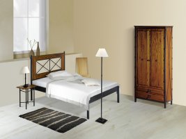 Kovová postel CHAMONIX 0465 s masivními prvky