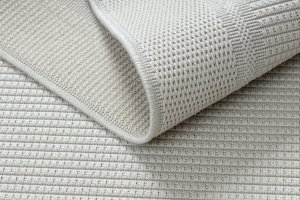 Kusový koberec Timo 5979 White – na ven i na doma
