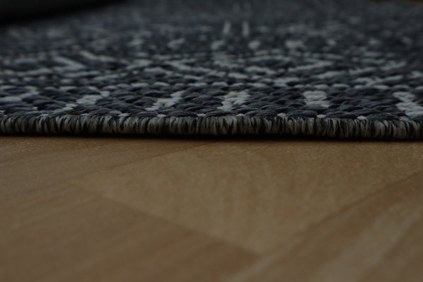 Kusový koberec Yukon 5761Z Ivory Dark Grey