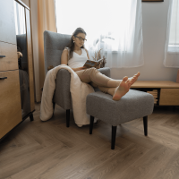 Šedý taburet Homespot