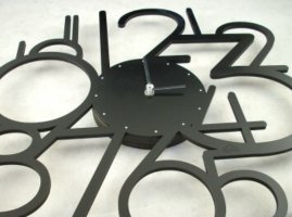 Designové nástěnné hodiny 1501 Calleadesign 30cm