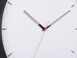 Designové nástěnné hodiny 5940BK Karlsson 40cm