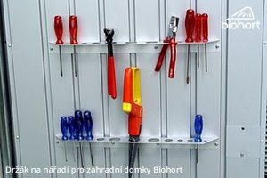 Držák nářadí na dveře pro domky Biohort